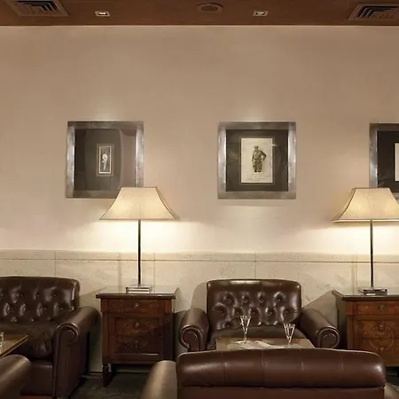 Accademia Hotel 4*