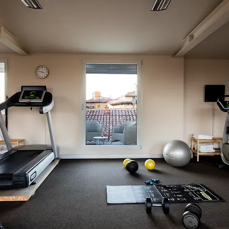 Hotel Accademia 4*