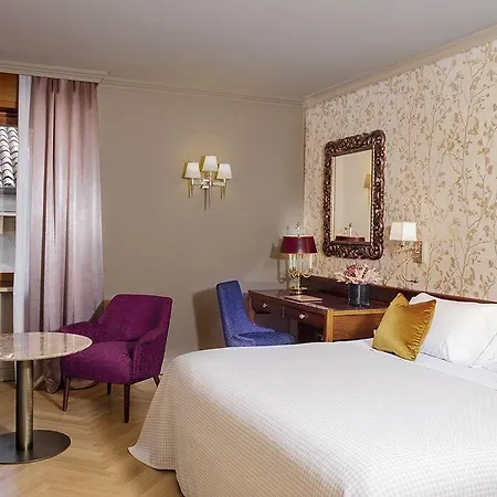 Accademia Hotel 4*