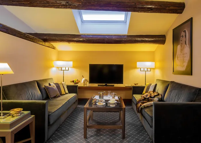 Accademia Hotel 4*