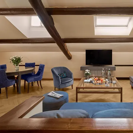 Accademia 4* Verona
