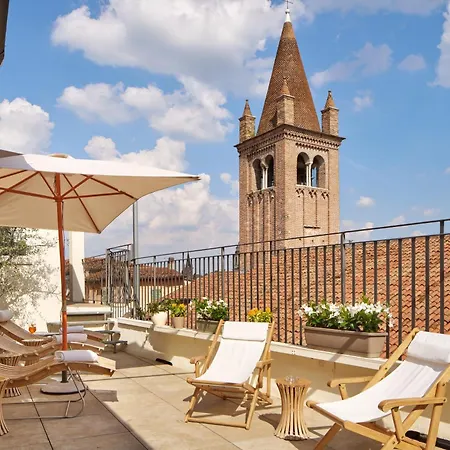 Accademia Hotel