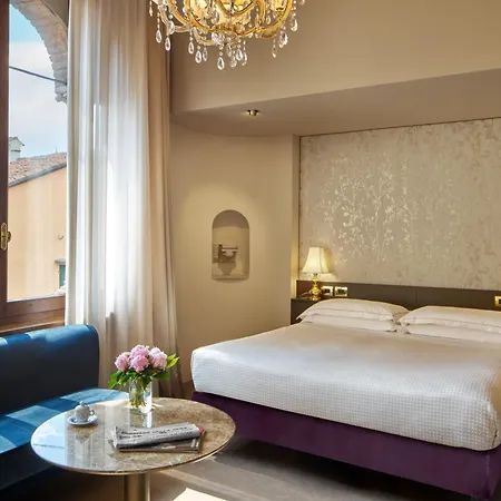 Accademia 4*
