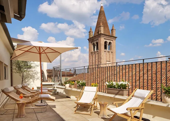 Accademia Hotel