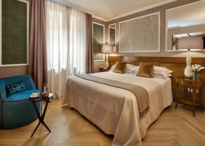 Отель Accademia 4*