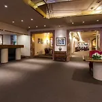 Accademia 4*
