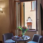 Accademia 4* Verona