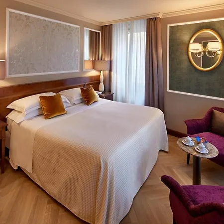 Accademia 4*