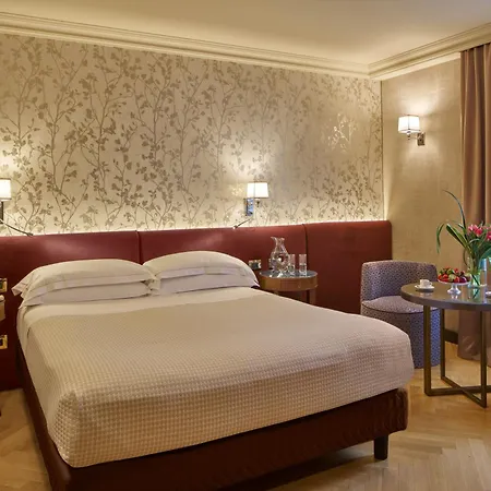 Accademia 4* Верона