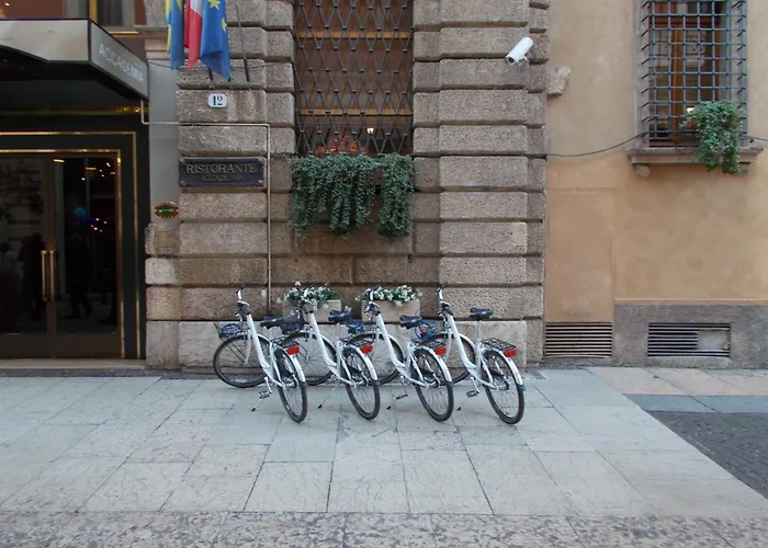 Accademia 4* Верона